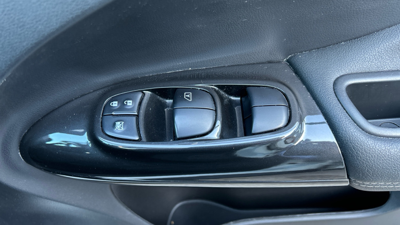 Nissan Juke 1.6 [112] Bose Personal Edition 5dr CVT Petrol Hatchback